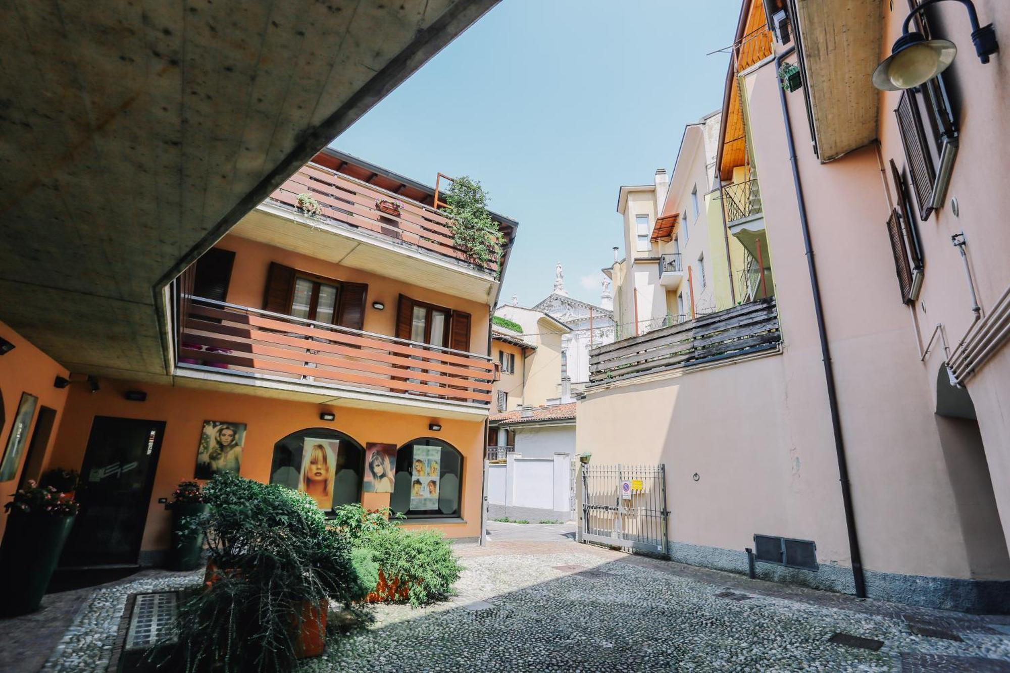 Flat Mazzini 6 Apartamento Alzano Lombardo Exterior foto