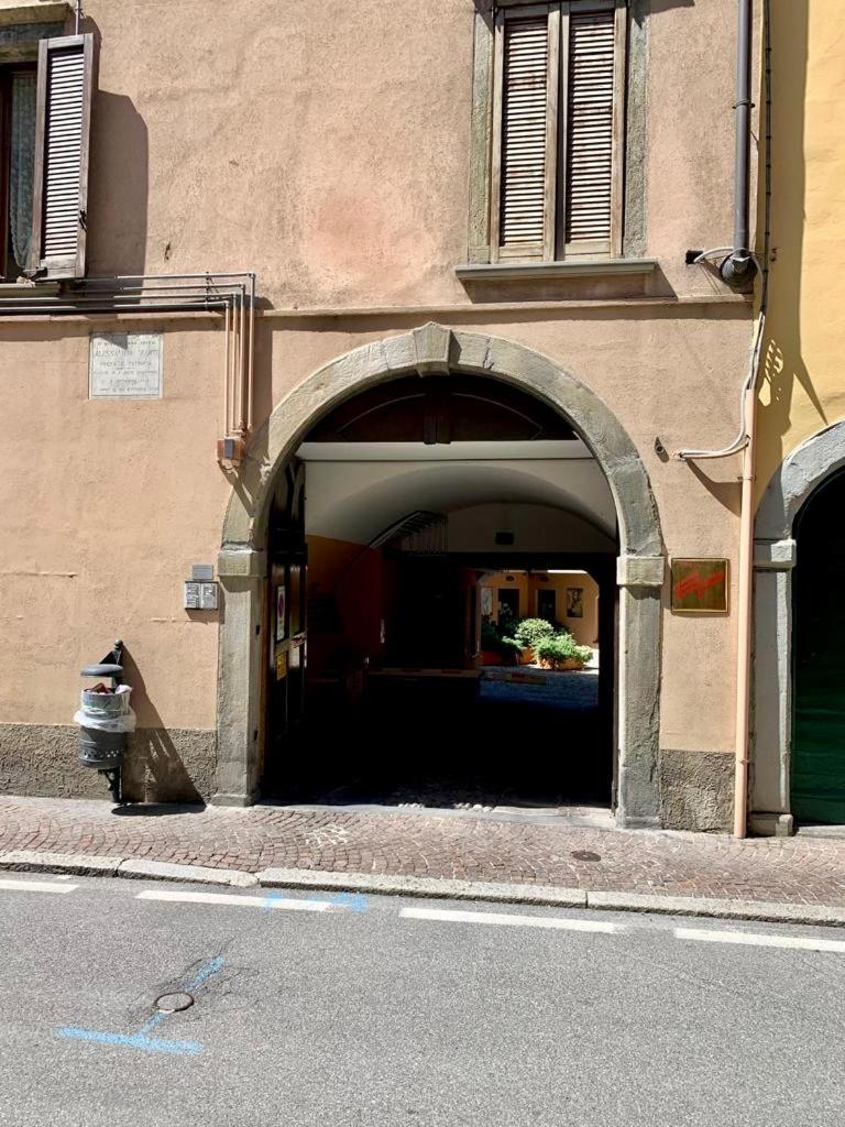 Flat Mazzini 6 Apartamento Alzano Lombardo Exterior foto